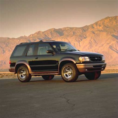 TopWorldAuto >> Photos of Ford Explorer XLT - photo galleries