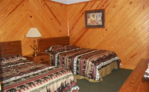 Lodging - Motel Rooms, Cabins, Chalets, and Suite - Ozark Outdoors Resort