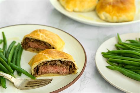 Easy Beef Wellington Puff Pastry Recipe