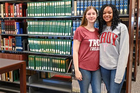 TROY Dothan hosts 150 students from area high schools for tour and Information Fair - Troy Today