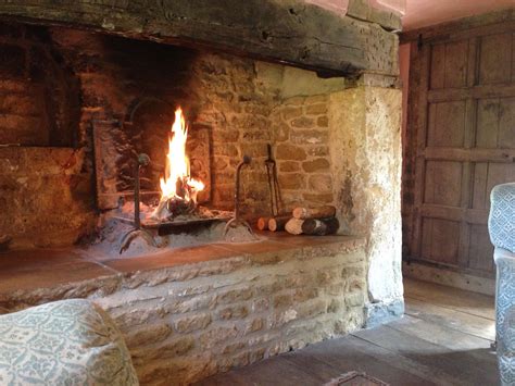 Secret Cottage Cotswold Tours - Cotswold Tourism Tours | Cottage fireplace, Rustic fireplace ...