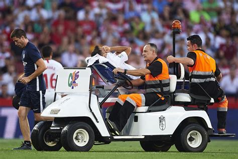 Sergio Reguilón Suffers Head Injury vs. Granada — Will Spend The Night ...