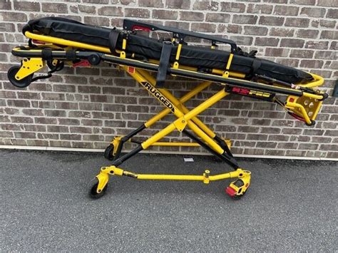 Stryker MX PRO 600lb Ambulance Stretcher w/IV Brakes Cot Gurney EMS MX ...