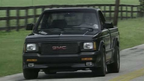 Watch This Retro Review Of The 1991 GMC Syclone | Motorious