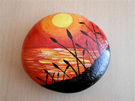 Wie man Steine malt: Schritt für Schritt | Rock painting designs, Stone art, Painted rocks