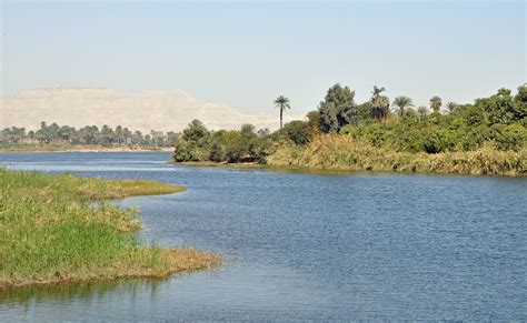 File:Nile R02.jpg - Wikimedia Commons