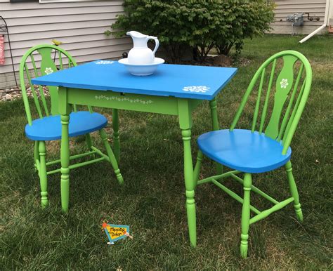 Colorful Dinette Set: Giverney Annie Sloan Chalk Paint, General Finishes Lime Green Milk Paint ...