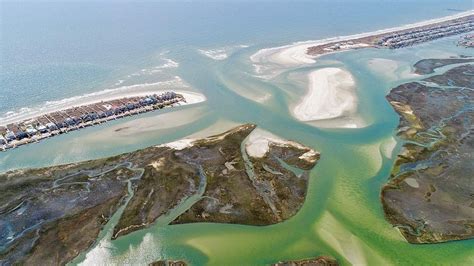 6 Best Beaches on North Carolina's Brunswick Islands | VisitNC.com