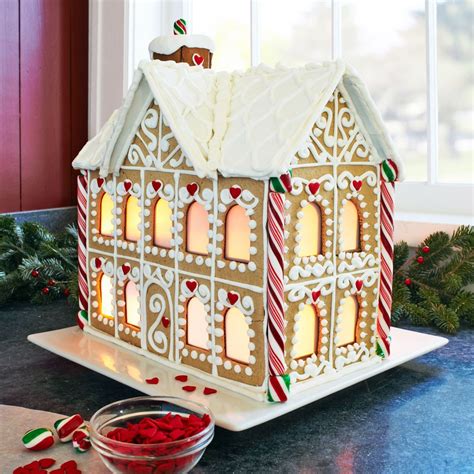 Gingerhaus® Ultimate Gingerbread House Kit | Sur La Table | Gingerbread house, Gingerbread house ...