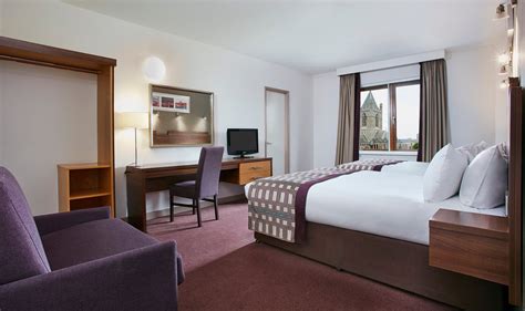 LEONARDO HOTEL DUBLIN CHRISTCHURCH | UPDATED 2024 Reviews & Price ...