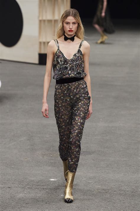 Chanel Does Mini Skirts the Haute Couture Way for Spring 2023 - Fashionista