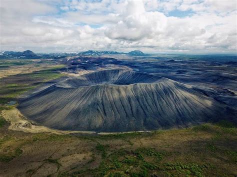 Vulkane in Island | Guide to Iceland