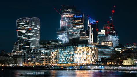 London’s newest skyscrapers could soon be blackout at night - Thred Website