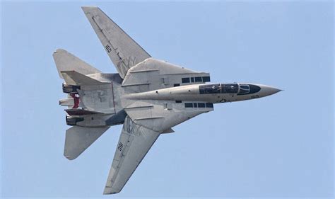 F-14 Tomcat of Grumman at Fully Retracted Wings - AERONEF.NET