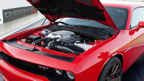 Dodge Challenger SRT Hellcat has 527kW supercharged Hemi V8 - photos | CarAdvice