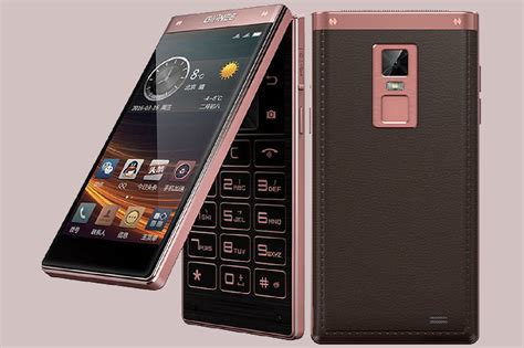 Gionee shows that flip phones aren't dead with the W909