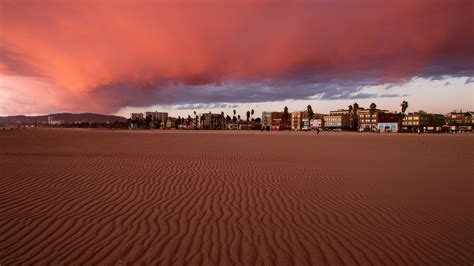 LA’s Santa Ana winds: What causes them and how they affect us - Curbed LA