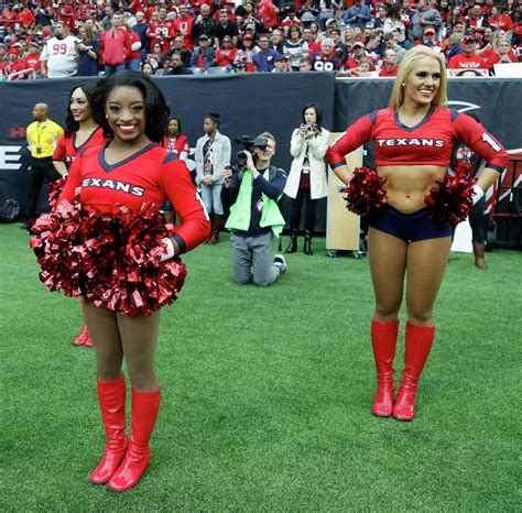 Simone Biles appears as guest Texans cheerleader