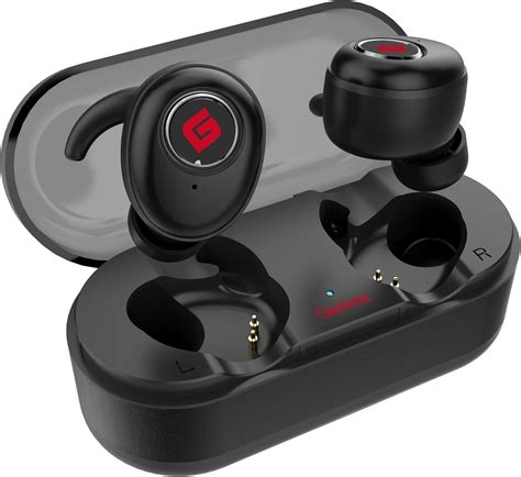 The 6 Best Wireless Earbuds for Small Ears 2021 - By Experts