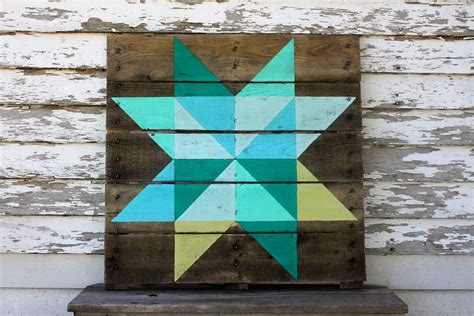 Pallet art. $60.00, via Etsy. | Barn quilts, Lath art, Painted barn quilts