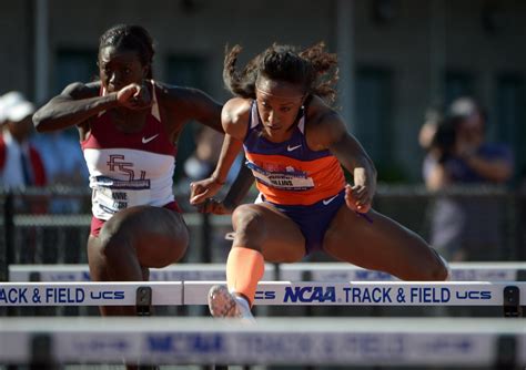 How Clemson’s Brianna Rollins broke the 100m hurdles record TWICE in 1 ...