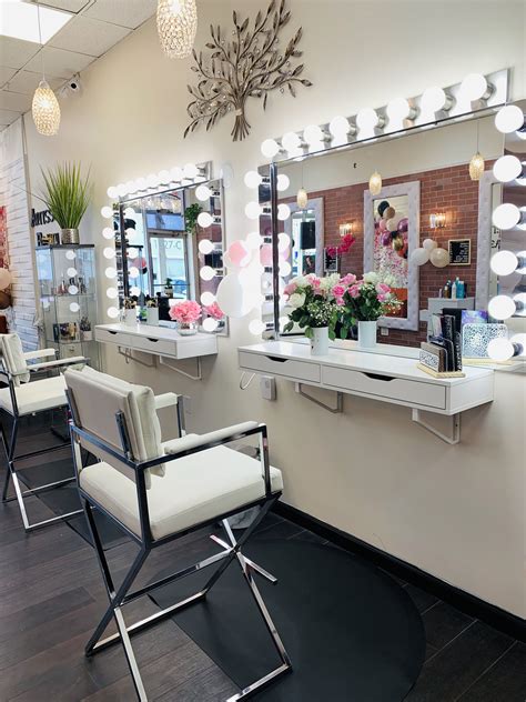 Makeup Studio Decor Salons - Makeup Studio Decor - #ankleidezimmer # ...