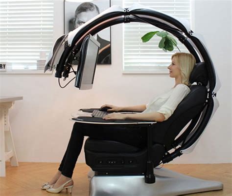 The Droian Ergonomic Computer Workstation is a dream for anyone who ...