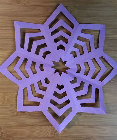 Paper Snowflake : 11 Steps (with Pictures) - Instructables