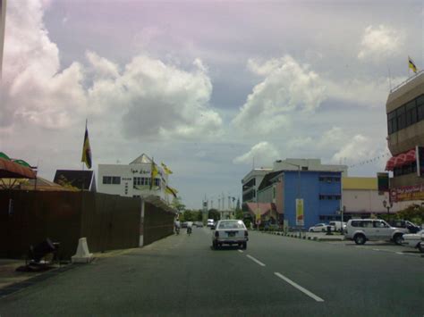 AROUND BRUNEI: SERIA & KUALA BELAIT--August 2007