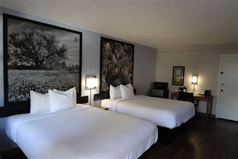 Super 8 by Wyndham Austin South / I-35 | Austin, TX Hotels