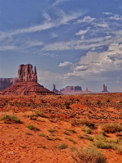 Watch the unique rock formations at Monument Valley (video incl.) - WORLD WANDERISTA