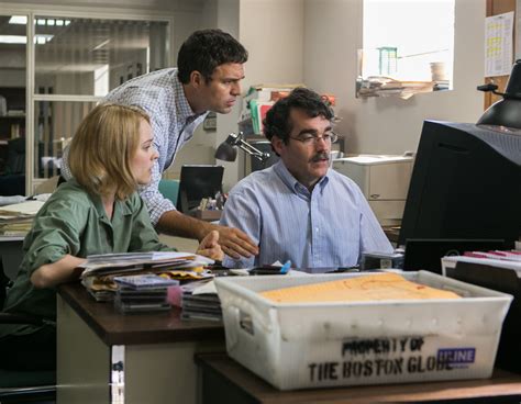 5 ways Spotlight turns the process of journalism into riveting drama - Vox