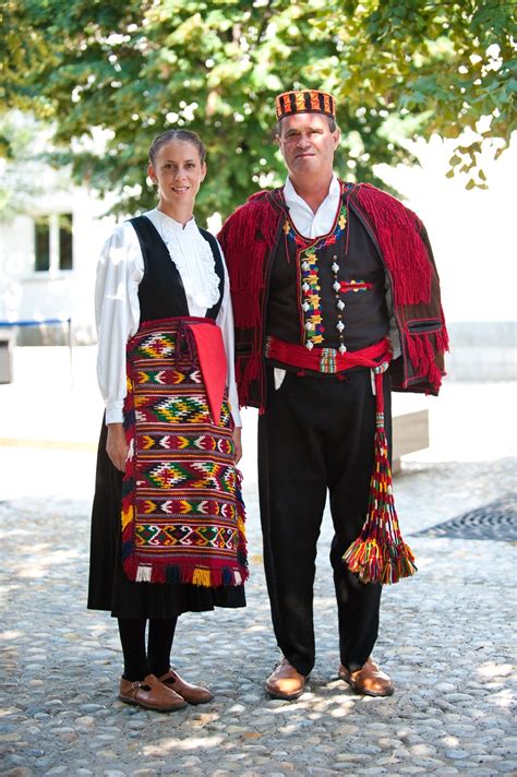 Pin on (BULGARIA) TRAJES TRADICIONALES