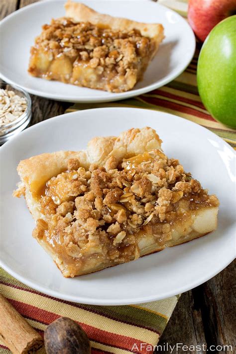 Apple Crisp Pizza - A Family Feast®