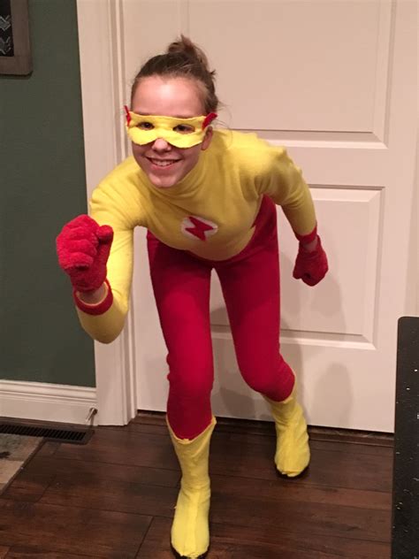 DIY Retro Kid Flash Costume - Costume Yeti