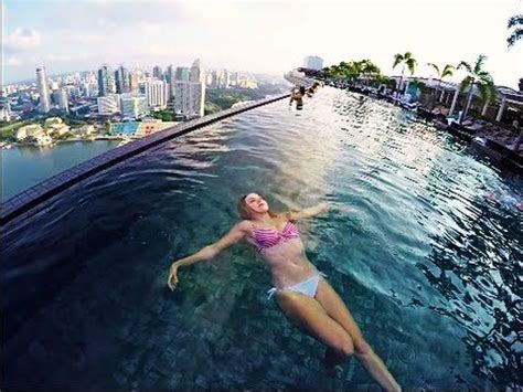 The world's highest infinity pool at MARINA BAY SANDS - YouTube