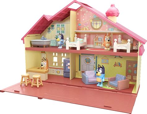 Bluey Family Home Playset | Camp