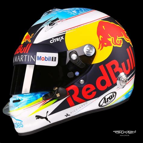 Daniel Ricciardo - Red Bull - 2018 | Helmet, Helmet design, Racing helmets