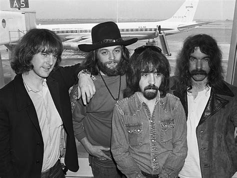 Top 10 Byrds Songs - ClassicRockHistory.com