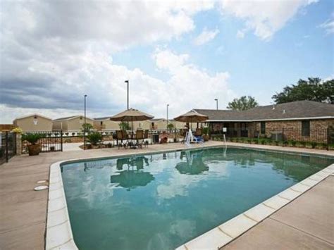 Eagle Inn and Suites Dilley in Dilley (TX) - Room Deals, Photos & Reviews