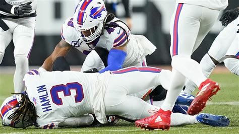 What happened to Buffalo Bills' Damar Hamlin? Doctor explains player's ...