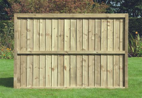 Closeboard Fence Panel 1.83m(W) x 0.9m(H) Pressure Treated (Natural)