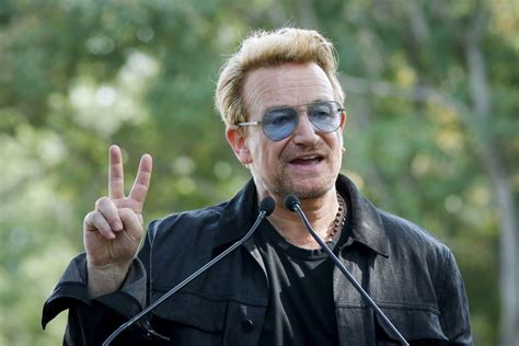 U2's Bono now world's richest rock star after raking in £1bn from Facebook