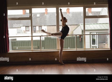 Arabesque Ballet High Resolution Stock Photography and Images - Alamy