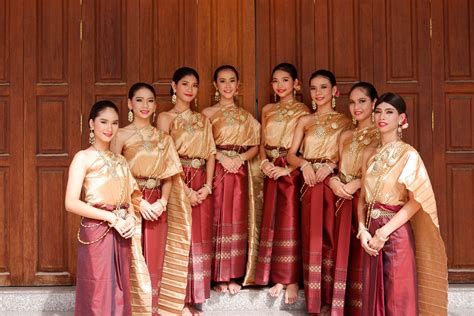 History and Types of Traditional Thai Dresses | Thailand Insider