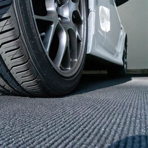 Garage Grip® Carpet Mat: Durable and Stain-Resistant Garage Flooring