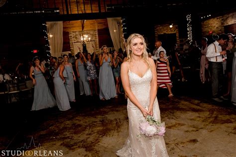 Berry Barn Wedding | New Orleans Photographers