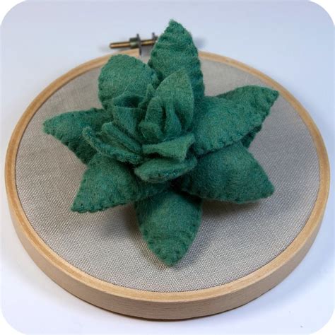 Felt Succulent for Terrarium | Hand-sewn wool felt succulent… | Flickr