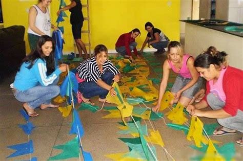 OddFuttos, When The Photos Speak: The Brazilian Women-Only-Town Noiva do Cordeiro Asks For Marriage