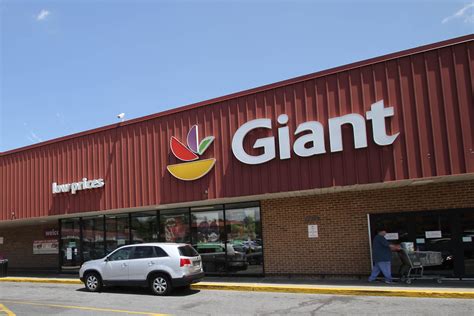 Giant Food, 4622 Wilkens Ave, # Wilkens, Baltimore, MD 21229, US - MapQuest